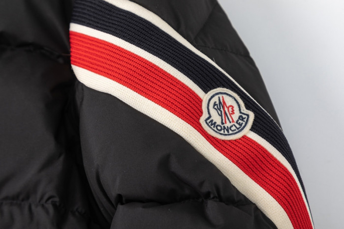 M0*C1ER DOWN JACKET