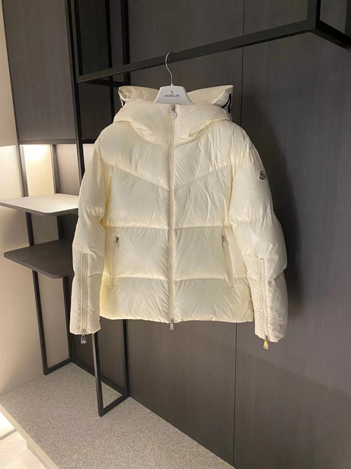 M0*C1ER DOWN JACKET