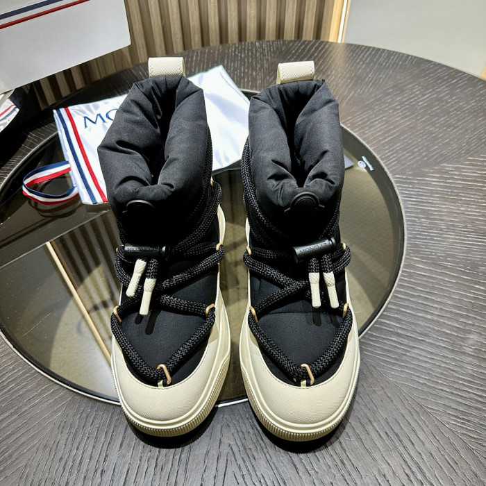 M0nc1e boots