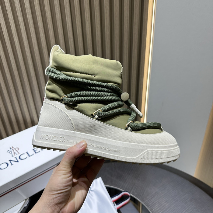 M0nc1e boots