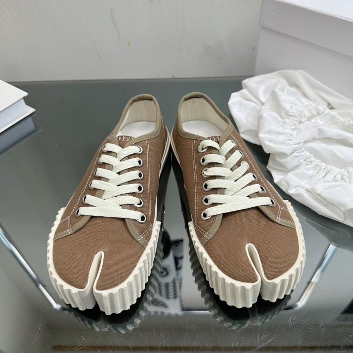MA1S0N MARG1E1A SNEAKER