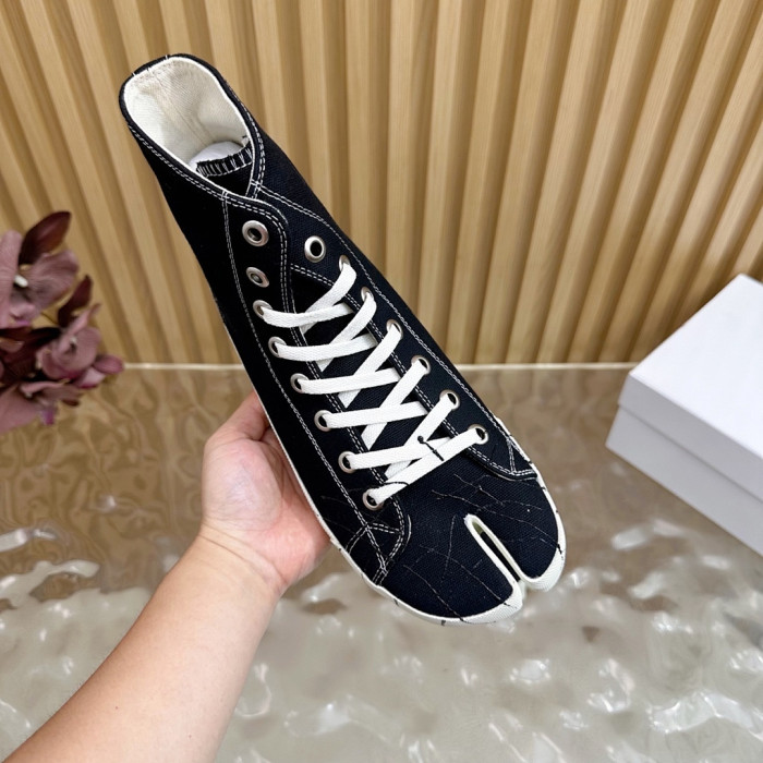 MA1S0N MARG1E1A SNEAKER