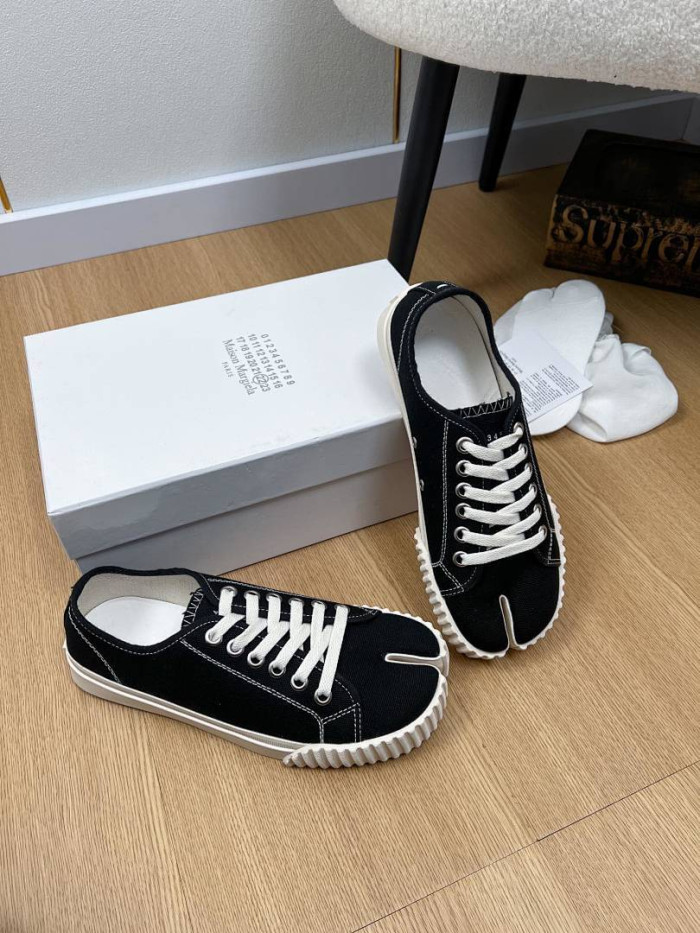MA1S0N MARG1E1A SNEAKER