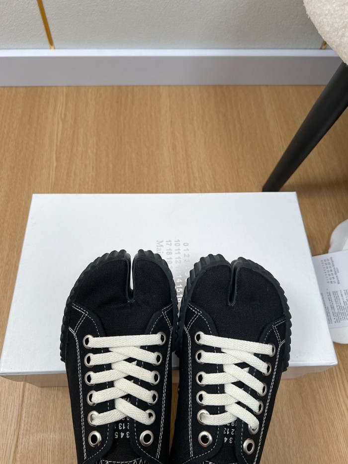 MA1S0N MARG1E1A SNEAKER