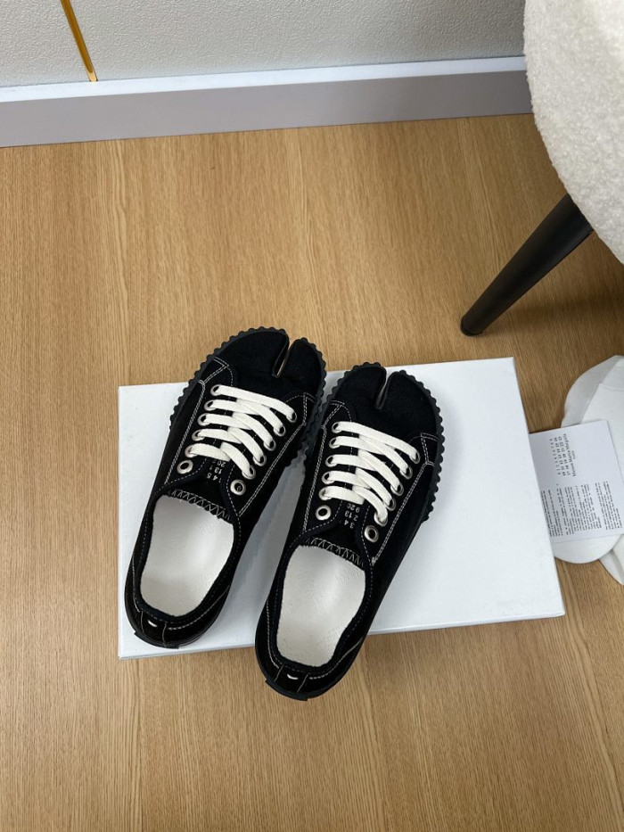 MA1S0N MARG1E1A SNEAKER