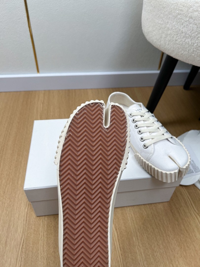 MA1S0N MARG1E1A SNEAKER