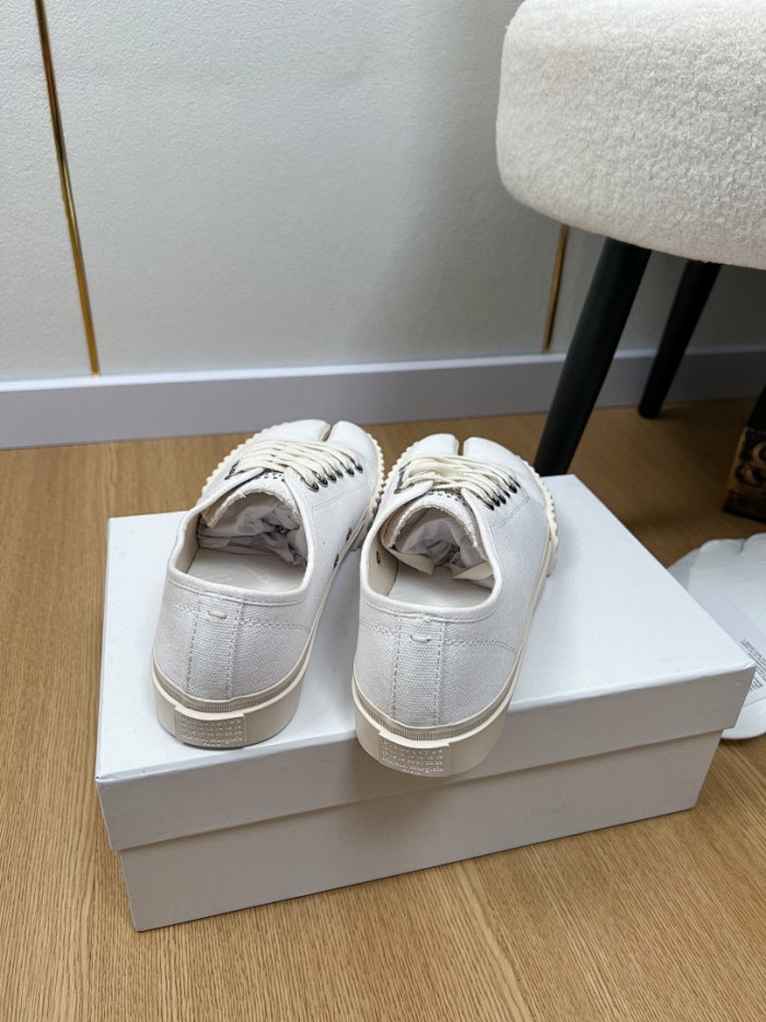 MA1S0N MARG1E1A SNEAKER