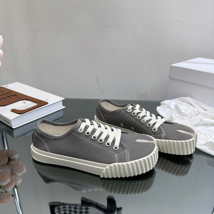 MA1S0N MARG1E1A SNEAKER