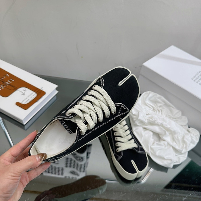 MA1S0N MARG1E1A SNEAKER