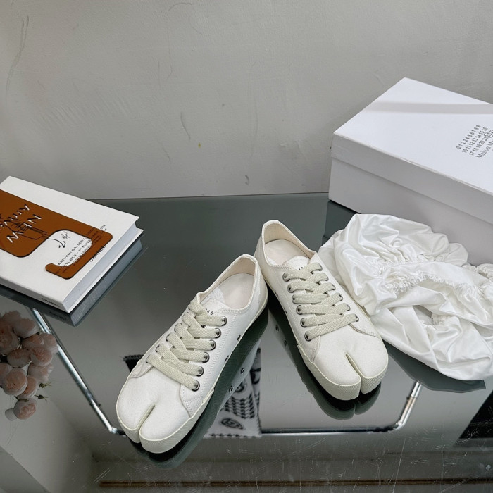 MA1S0N MARG1E1A SNEAKER
