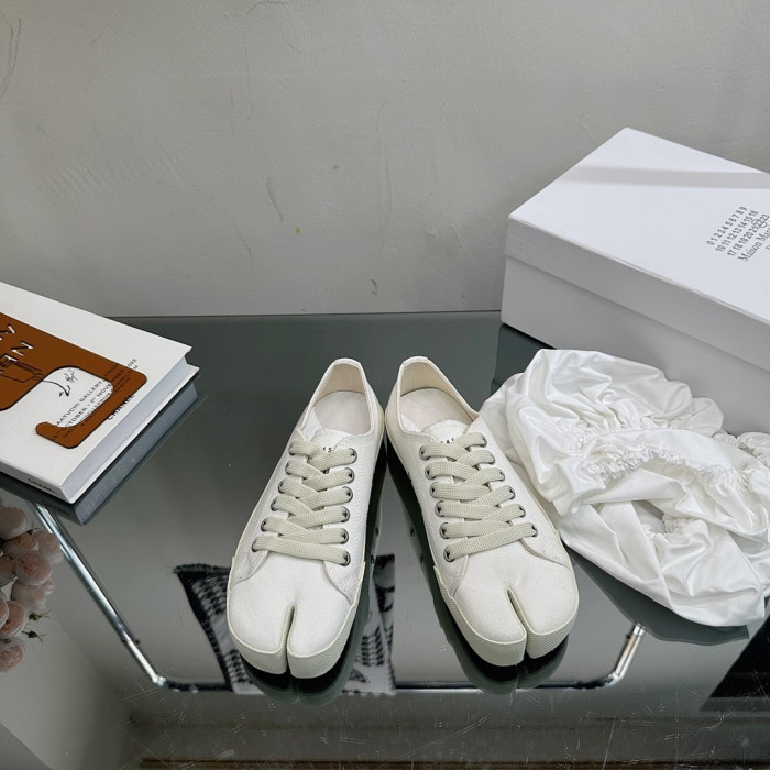 MA1S0N MARG1E1A SNEAKER