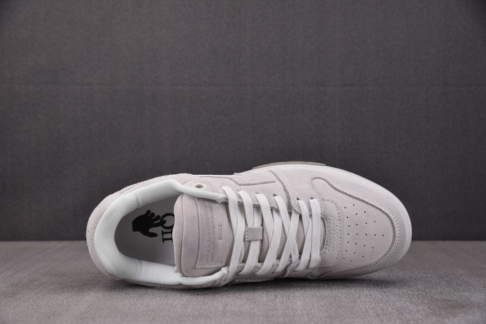 OFW SNEAKER