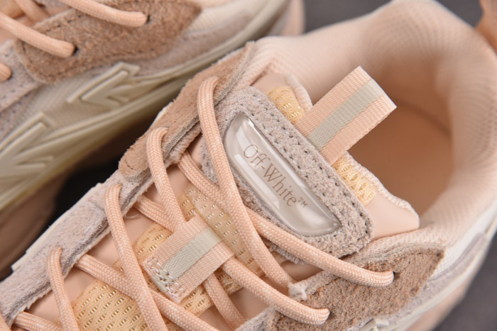 OFW SNEAKER