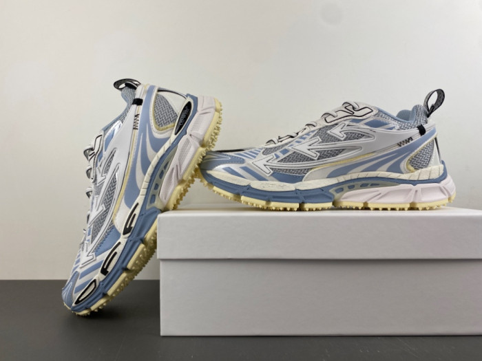 OFW SNEAKER