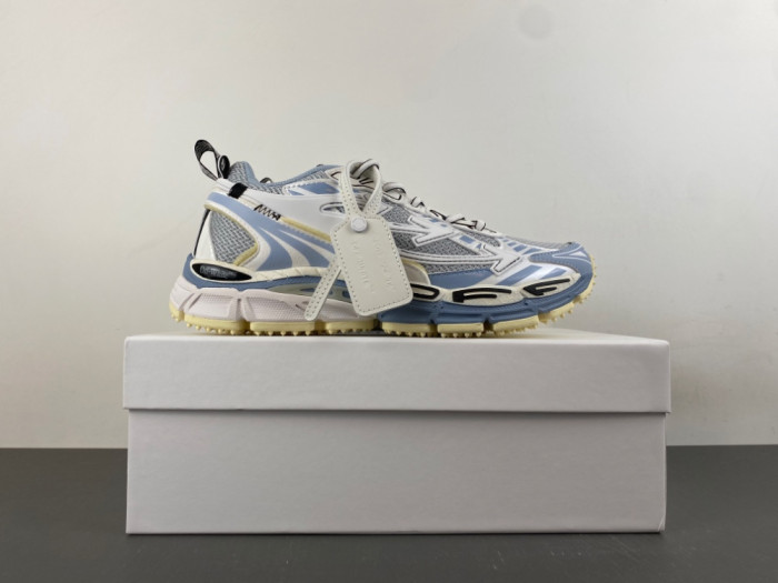 OFW SNEAKER
