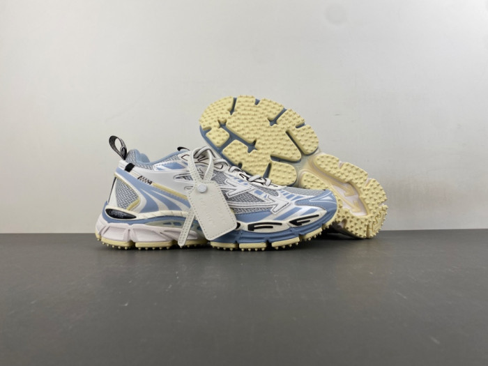 OFW SNEAKER