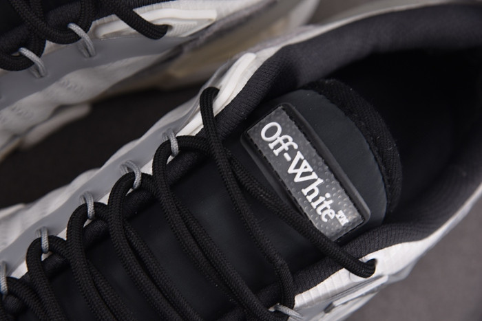 OFW SNEAKER