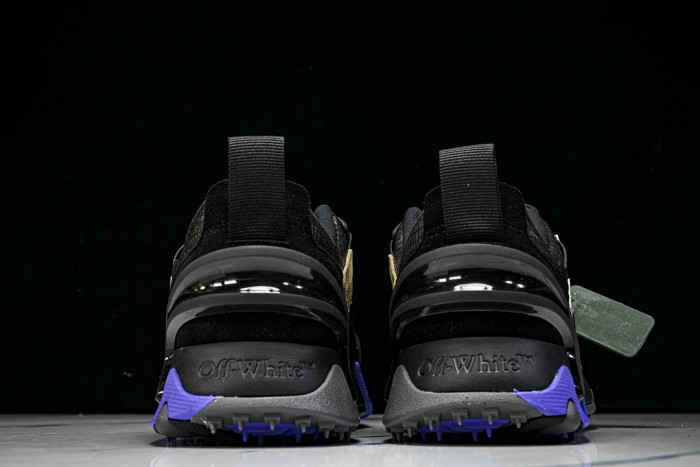 OFW SNEAKER