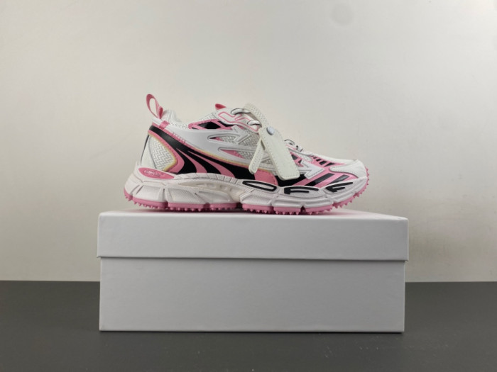 OFW SNEAKER