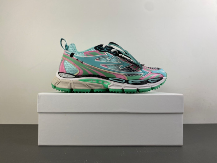 OFW SNEAKER