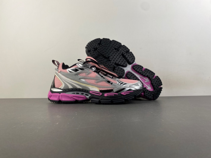 OFW SNEAKER