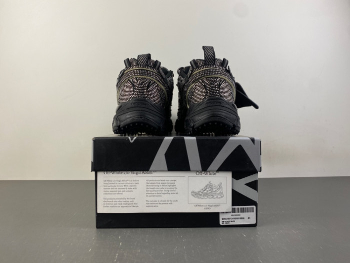 OFW SNEAKER