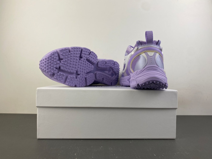 OFW SNEAKER