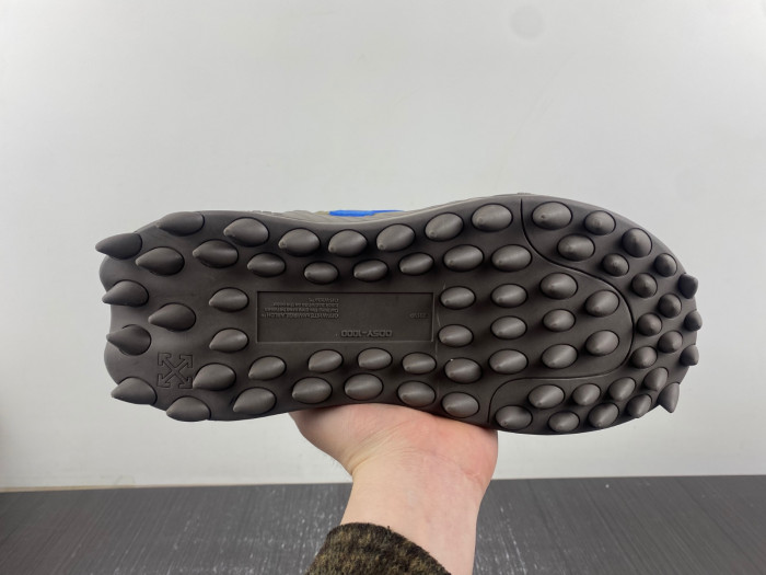 OFW SNEAKER