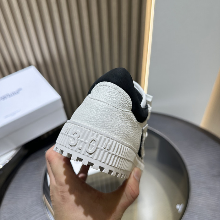 OFW SNEAKER