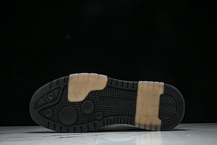 OFW SNEAKER