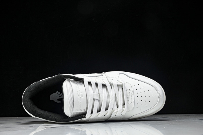 OFW SNEAKER