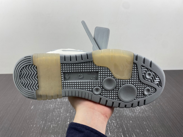 OFW SNEAKER
