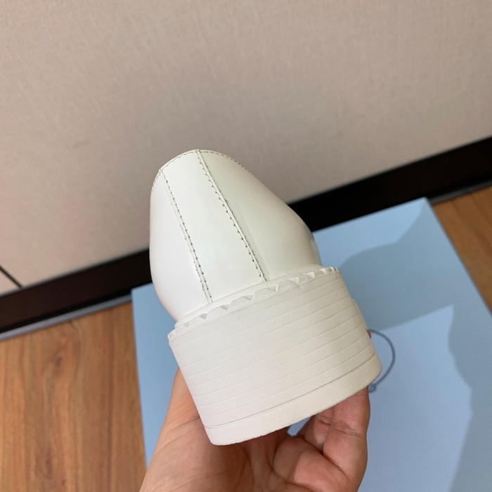 PRAD SNEAKER ( brushed leather )