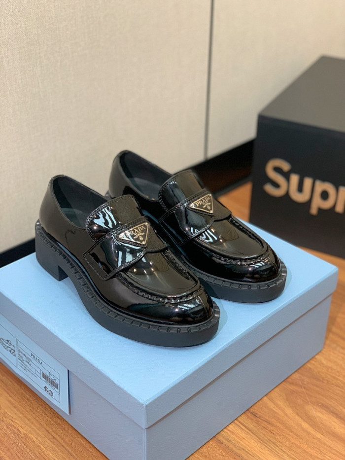 PRAD SNEAKER
