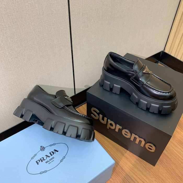 PRAD SNEAKER ( brushed leather )