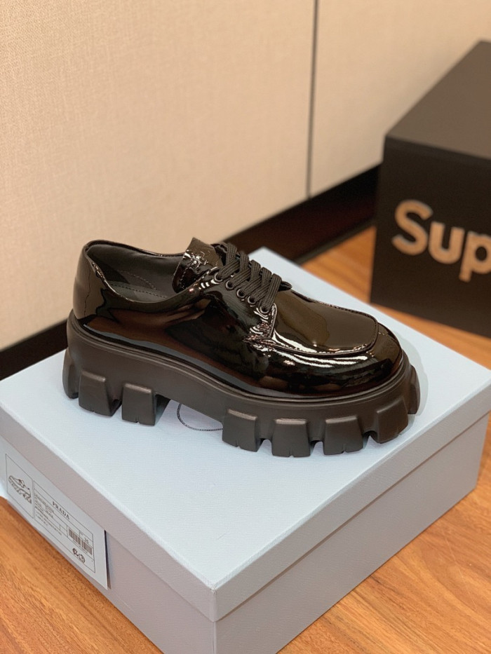 PRAD SNEAKER