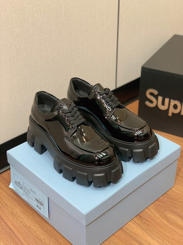 PRAD SNEAKER