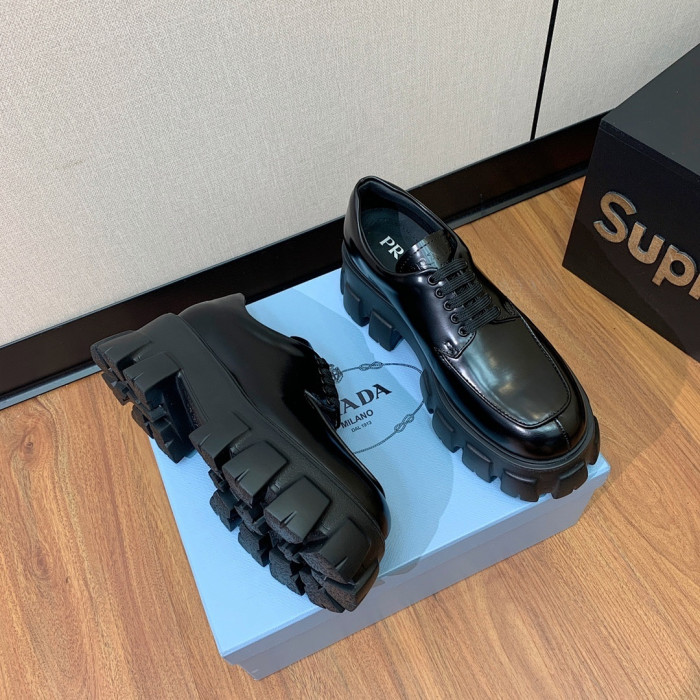 PRAD SNEAKER ( brushed leather )