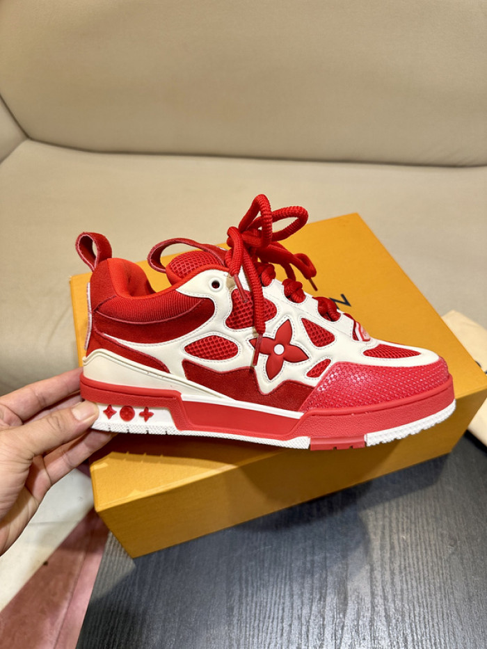 L0VT SNEAKER