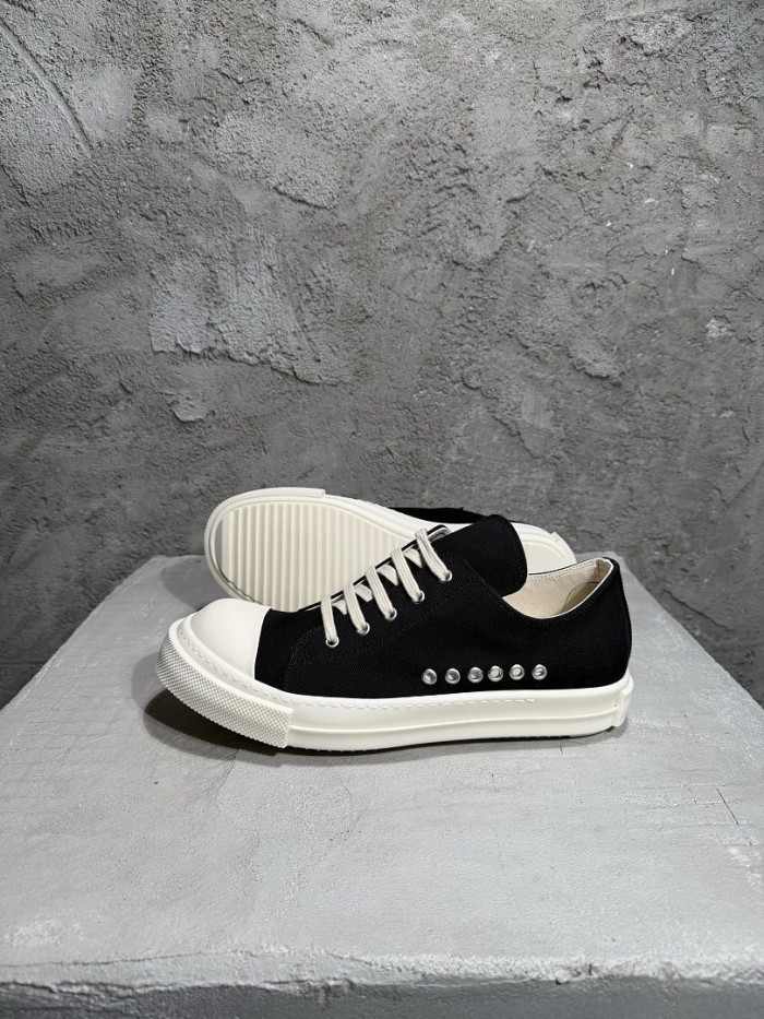 R1CK OWEN& (canvas)