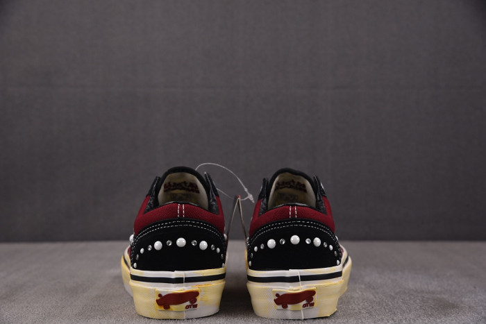 VA& SNEAKER