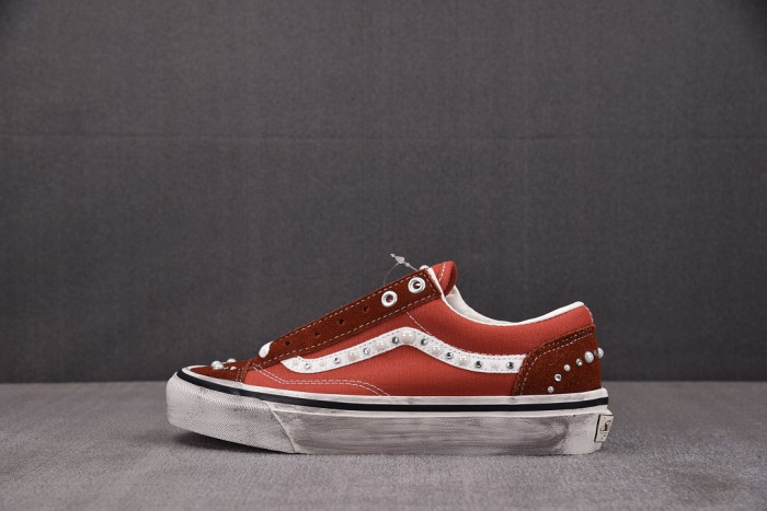 VA& SNEAKER