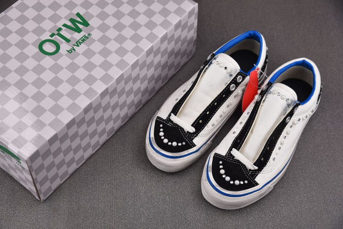 VA& SNEAKER