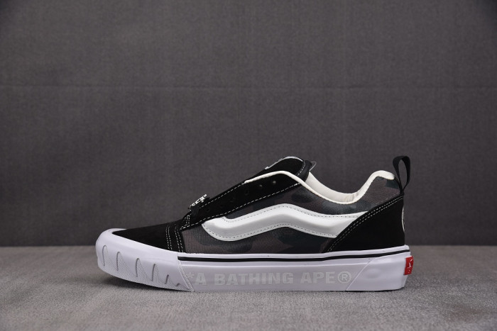 VA& SNEAKER